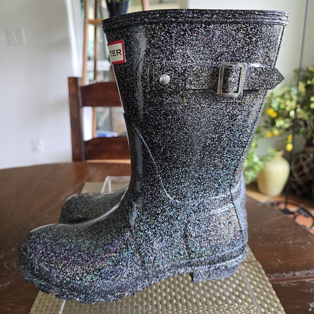 EUC Hunter Black Glitter Rain Boots 7 - Picture 8 of 14